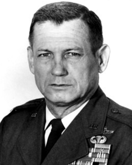 Portrait of Brigadier General Harry Aderholt