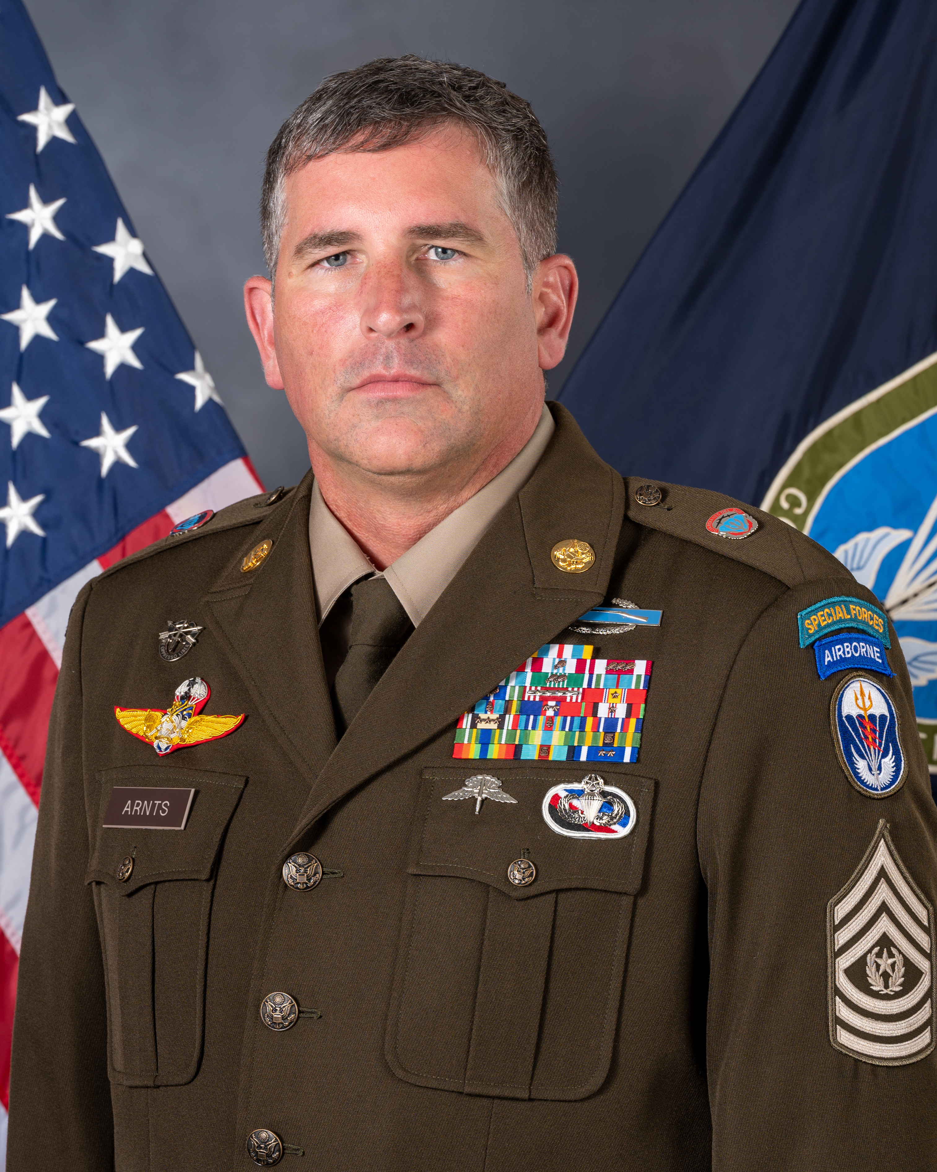 Portrait Command Sergeant Major Sean R. Arnts​